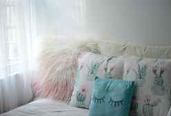 Одеяла, подушки